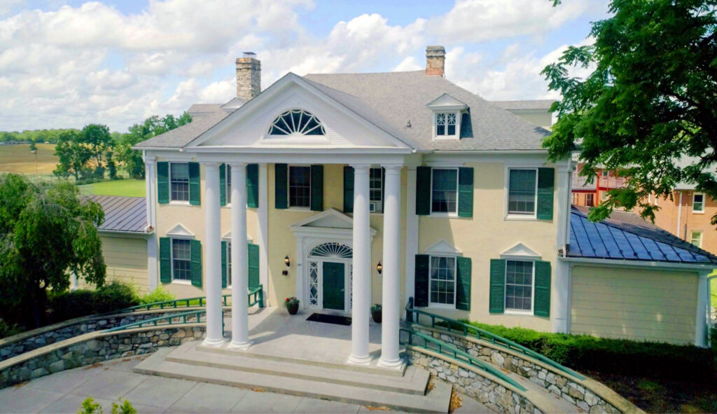 Berryville Building Exterior